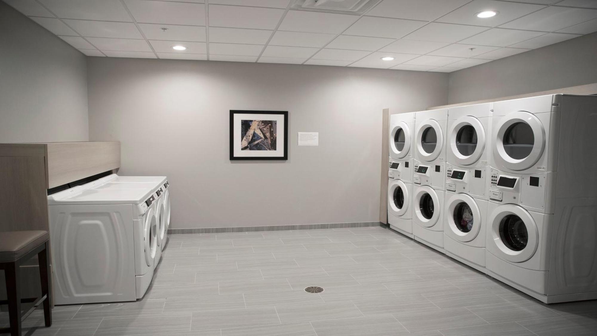 Staybridge Suites Auburn Hills By Ihg Екстериор снимка