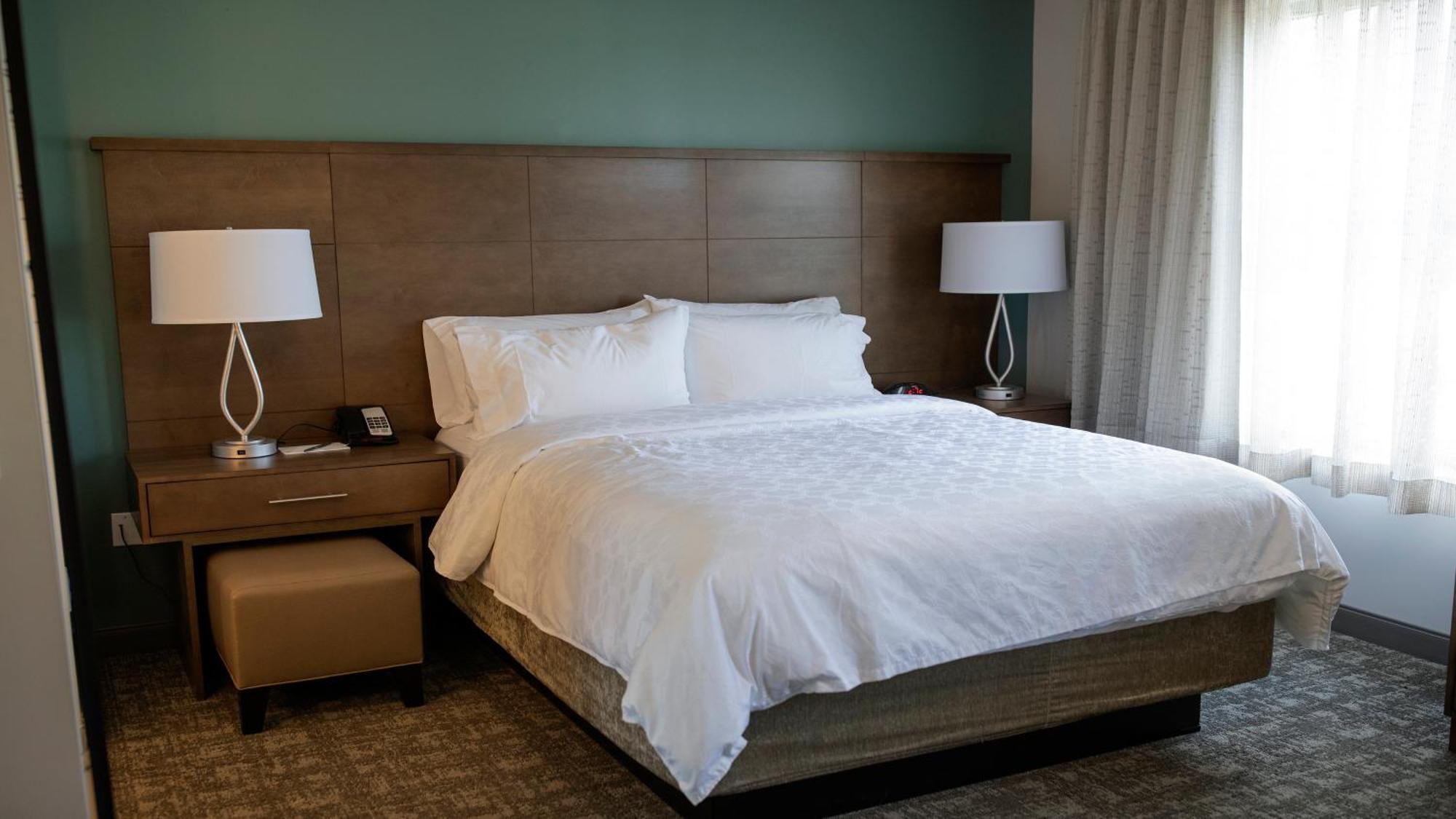 Staybridge Suites Auburn Hills By Ihg Екстериор снимка