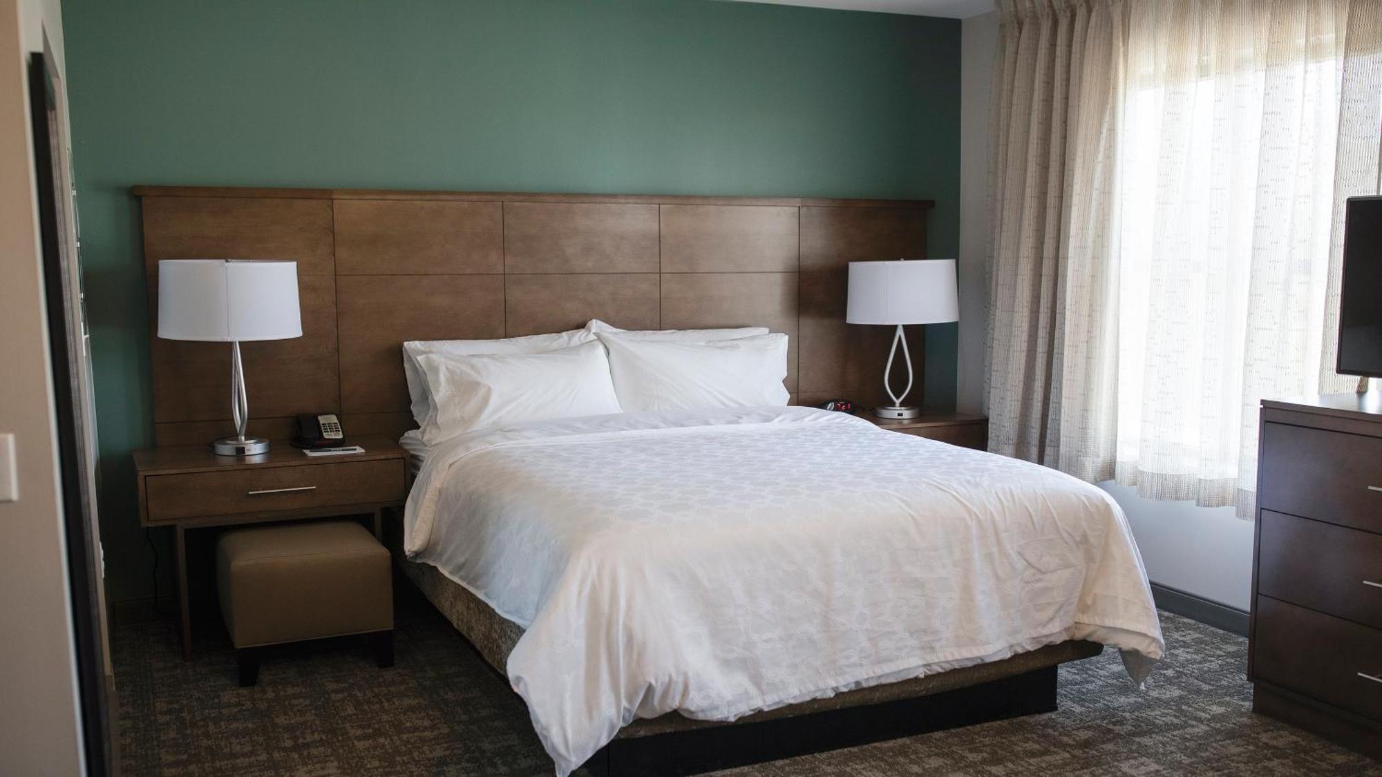 Staybridge Suites Auburn Hills By Ihg Екстериор снимка