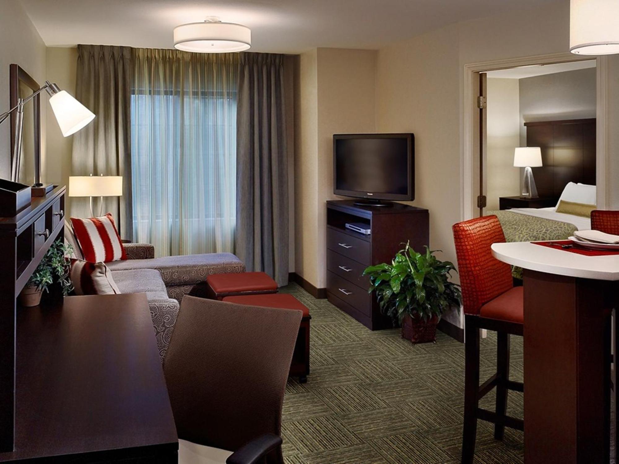 Staybridge Suites Auburn Hills By Ihg Екстериор снимка