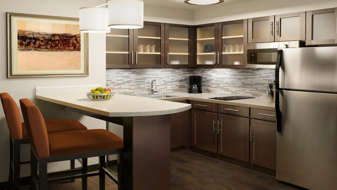 Staybridge Suites Auburn Hills By Ihg Екстериор снимка