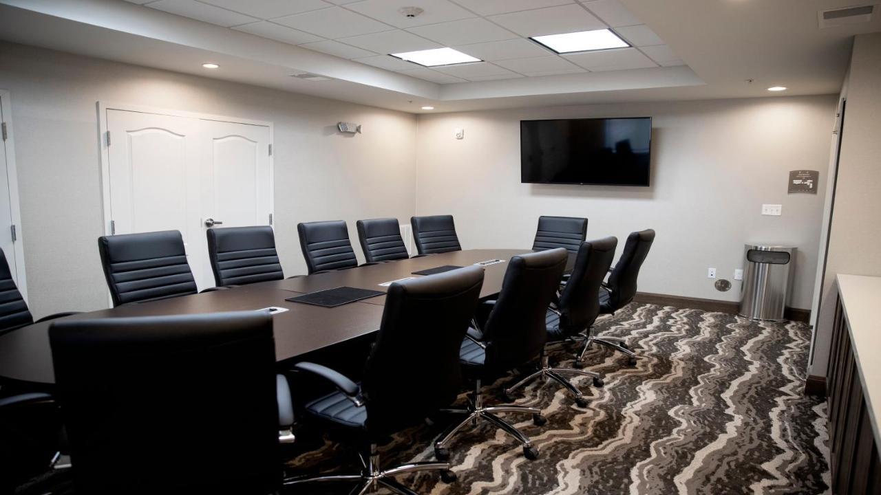 Staybridge Suites Auburn Hills By Ihg Екстериор снимка